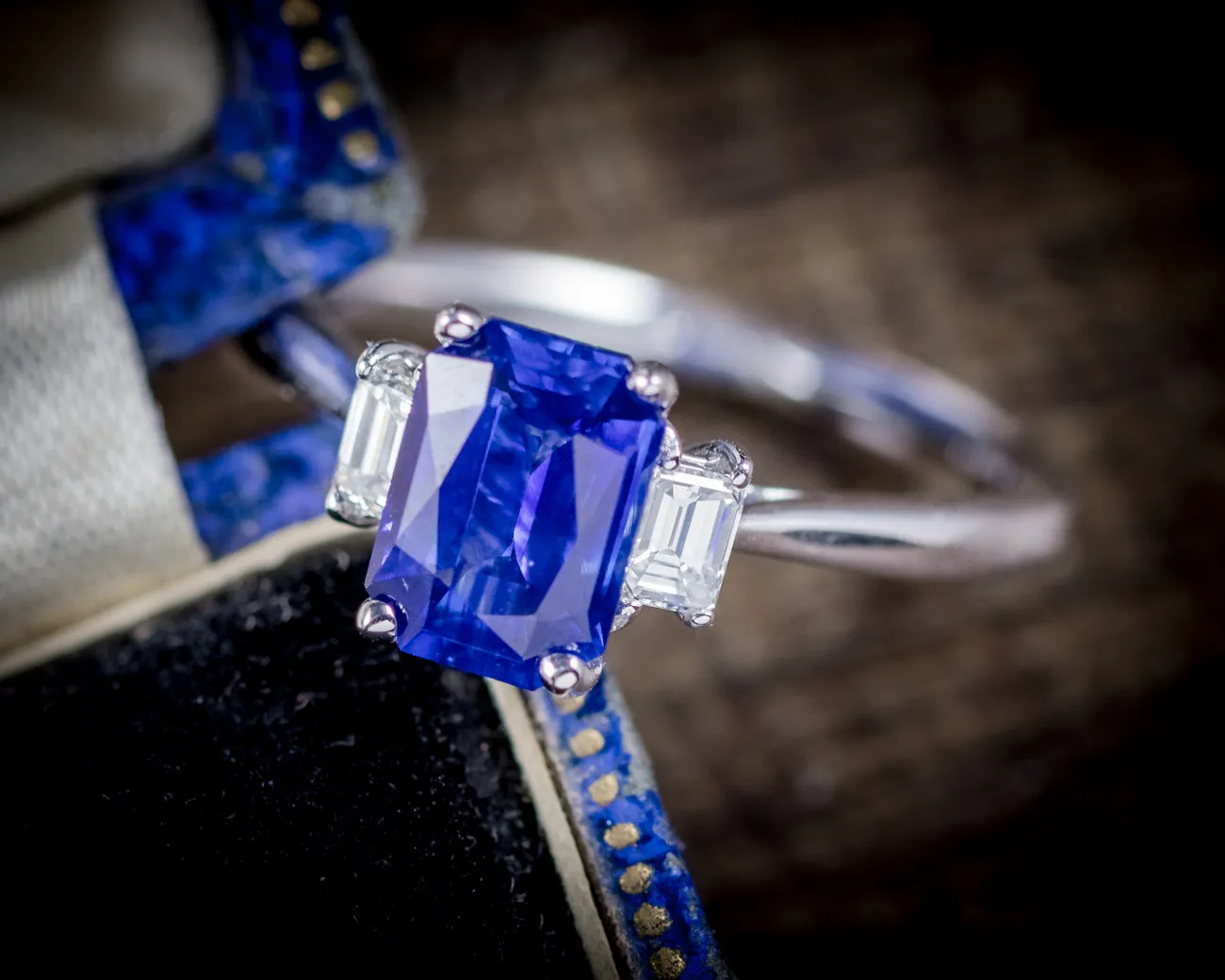 Vintage Sapphire Diamond Trilogy Ring 1.57Ct Sapphire Circa 1970